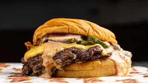 A Pop Up Heavyweight Comes Out Swinging With Saucy Burgers At Its First Brick And Mortar Eater La