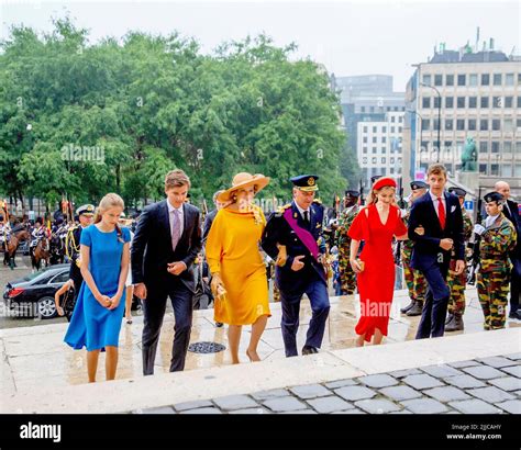 Brussel Belgien St July King Filip Queen Mathilde Crown