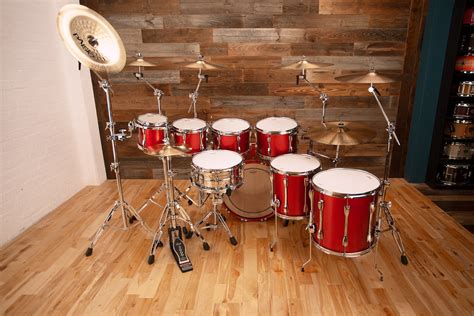 Ludwig Classic Maple 7 Piece Drum Kit Diablo Red Lacquer Mach Lugs