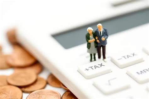 Top 12 Tax Saving Tips For Salaried Professionals Axis Max Life Insurance