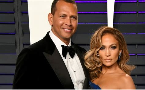 Jlo Regresa A Alex Rodriguez El Coche Que Le Regal Foto Chic Magazine