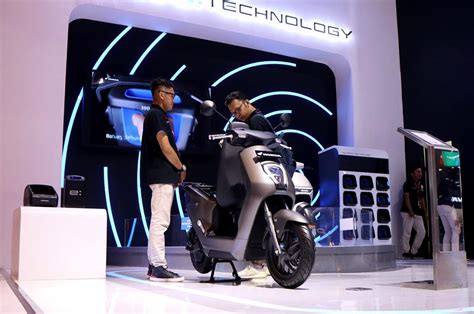 Motor Honda Laris Manis Di IIMS 2024