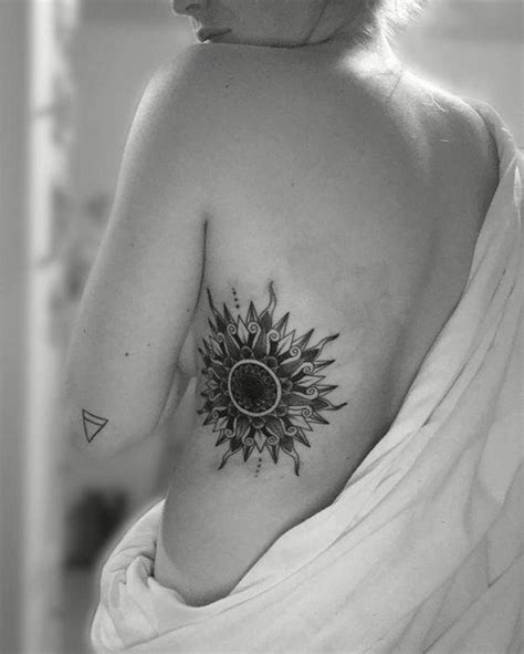 Tatuaggio Sole Immagini E Significato Ligera Ink