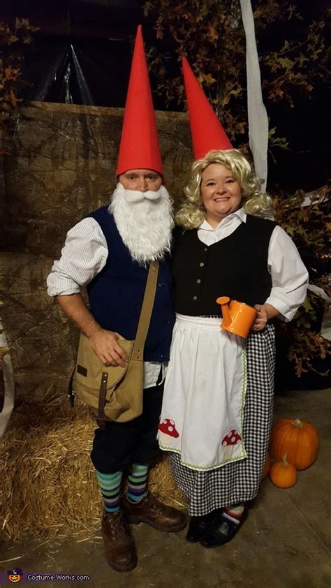 Gnomeo & Juliet Couple's Costume | DIY Costumes Under $35