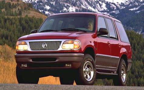 7 Suvs From The 1990s You Just Don T See Anymore