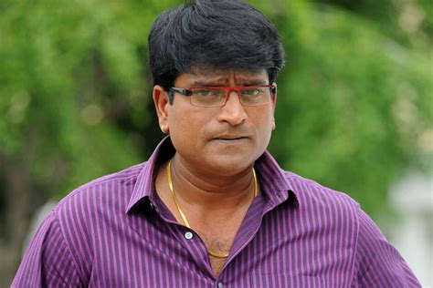 Ravi Babu Planning A Film With An Old Actor