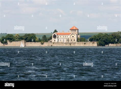 Tata Castle Fotos Und Bildmaterial In Hoher Aufl Sung Alamy