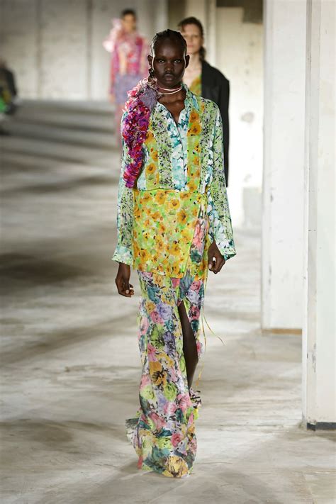 Dries Van Noten Ready To Wear Fashion Show Collection Spring Summer 2023 Runway Look 062