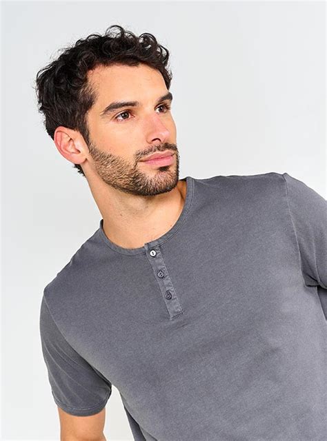 Ripley Polera Marquis Manga Corta Cuello Henley