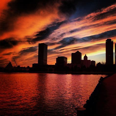 Milwaukee Summer Sunset K Downtown Patricia Nickens Derryberry