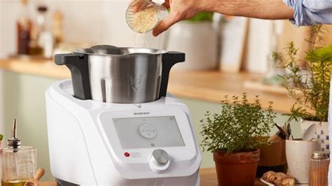 Monsieur Cuisine Connect Le Robot Cuiseur De Lidl Menac Par Thermomix