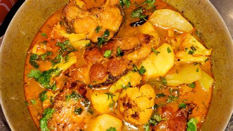 Fulkopi Diye Macher Jhol Macher Jhol Recipe Mom S Kitchen Youtube