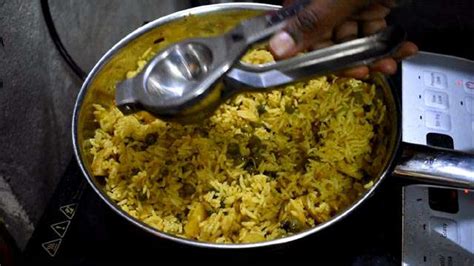 Potato Rice Recipe, How to Make Potato Rice, Potato Capsicum Rice