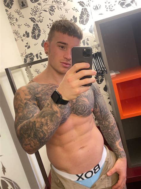 TW Pornstars Chris Hatton Twitter 10 08 PM 21 May 2023