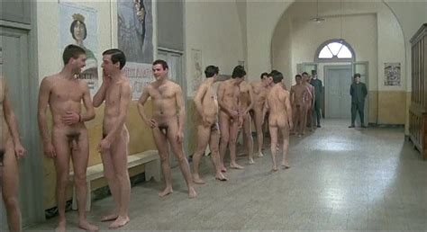 Exhibition Nude Male In Movie From 1982