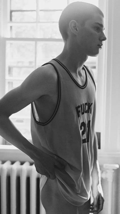 Post Ausziehen Nudity Is Not Porn Tumblr Tumbex