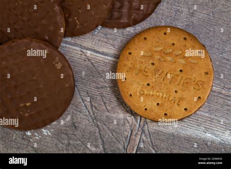 Biscuits Digestifs Au Chocolat Mcvities Banque De Photographies Et D