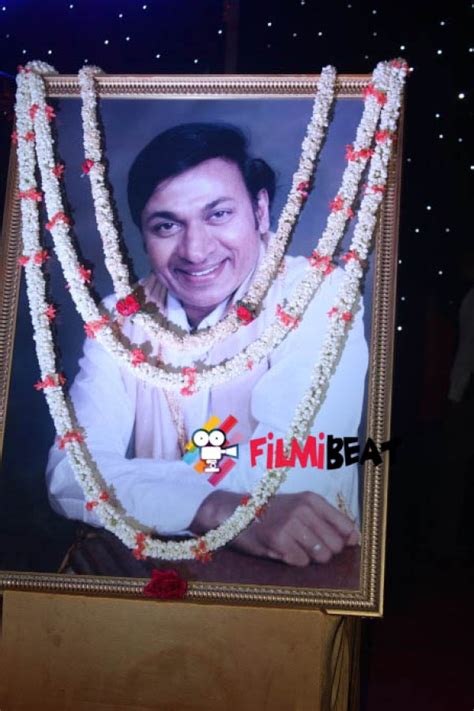 Dr. Rajkumar 87th Birthday Celebration at Gyan Jyothi Photos - FilmiBeat