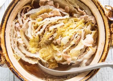 Mille Feuille Hot Pot Nabe With Pork And Chinese Cabbage Recipe Hot Pot Recipe Hot Pot