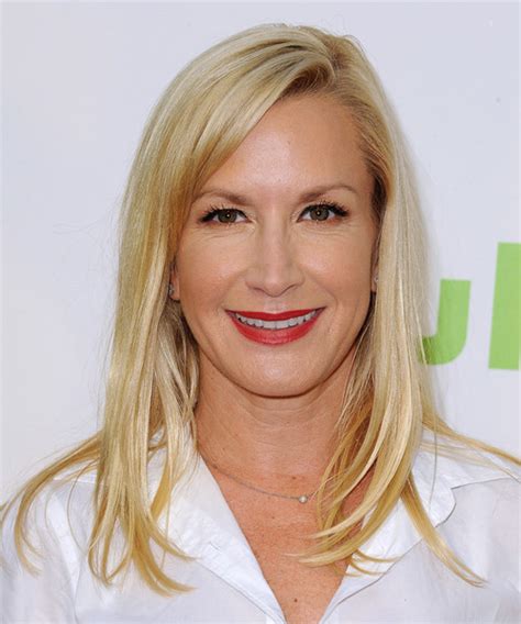 Angela Kinsey 2018: Hair, Eyes, Feet, Legs, Style, Weight & No Make-up Photos - Muzul