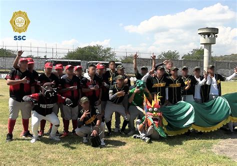 EL EQUIPO DE LAS PANTERAS DE SAN FERNANDO DE LA SUBSECRETARÍA DEL