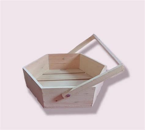 Brown Pine Wood Hexagonal Gift Basket For Party Supplies Gift Hampers