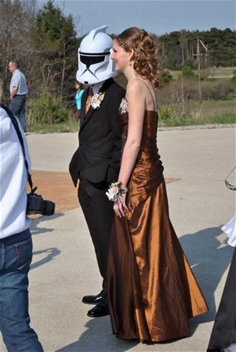 Pin By Kim Killough On Artsy Inspirations Prom Photos Awkward Prom