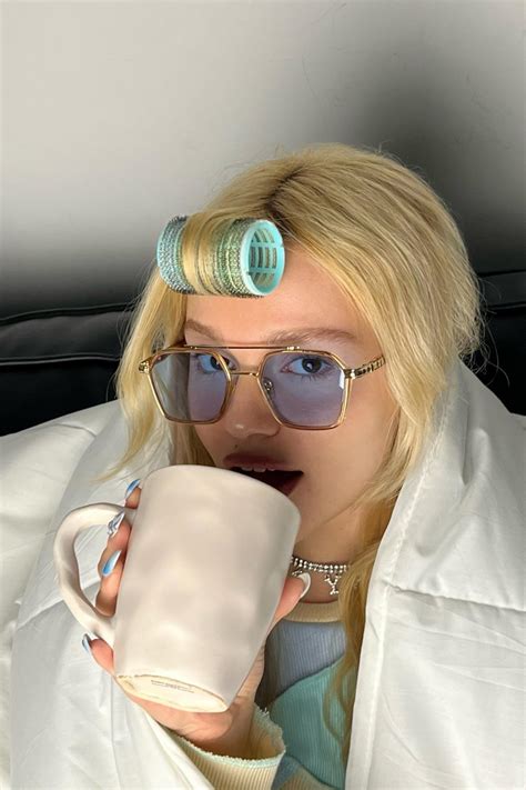 Serre Kadın Güneş Gözlüğü Nude Mavi falaneyewear