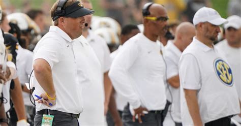 Eli Drinkwitz on Mizzou defensive struggles: 'I'm not going to hit the ...