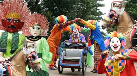 Naik Becak Bersama Kuda Delman Ondel Ondel Dan Badut Ulang Tahun Lagu