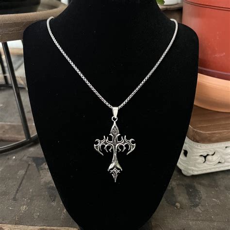 Silver cross necklace BRAND NEW NEVER WORN🫶 front... - Depop