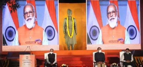 Pm Modi Unveils Statue Of Swami Vivekananda At Jnu Campus Ebanglaইন