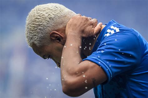 Lesão Cruzeiro atualiza quadro médico de Matheus Pereira