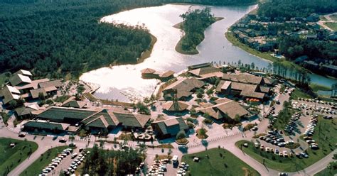 Disney History: Lake Buena Vista Shopping Village Opens - WDW Magazine