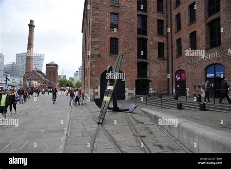 Albert Dock, Liverpool Stock Photo - Alamy