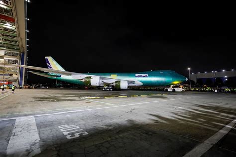 Boeing’s Last New 747 Jumbo Jet Rolls Out Of Seattle Area Factory Anchorage Daily News