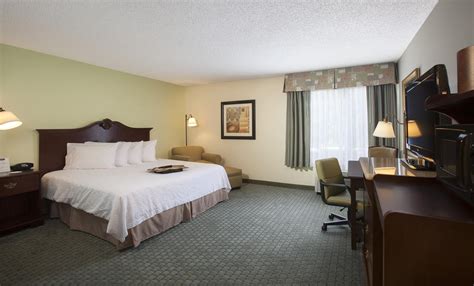 Hampton Inn Orlando/Lake Buena Vista - Day Rooms | HotelsByDay