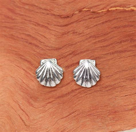 Silver Shell Earrings Beachy Earrings Scallop Earrings Tiny Shell