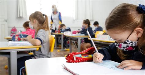 Em Joinville 15 mil alunos retornam às aulas presenciais