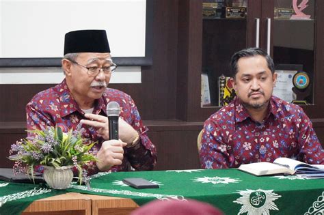 Prodi Hukum Bisnis Unismuh Gelar Kuliah Perdana Begini Pesan Rektor