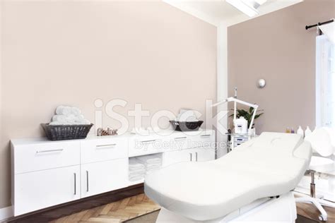 Cosmetic Studio Stock Photo – Royalty-Free Images | FreeImages