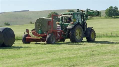 Making Round Bales Of Silage K Youtube