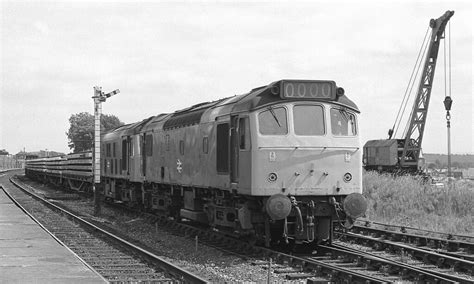 Helefield 1977 Class 25 S 25047 25141 Get The Road Out Of Flickr