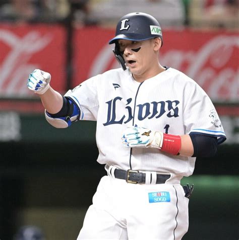 写真：【西武】栗山巧が〝打ち直し〟の今季1号本塁打「本田がピンチをしのいでくれた」 東スポweb