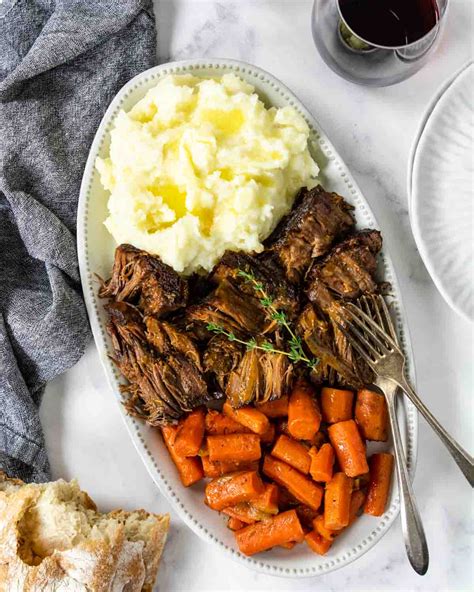 Beef Pot Roast With Gravy Ultimate Guide Mom S Dinner