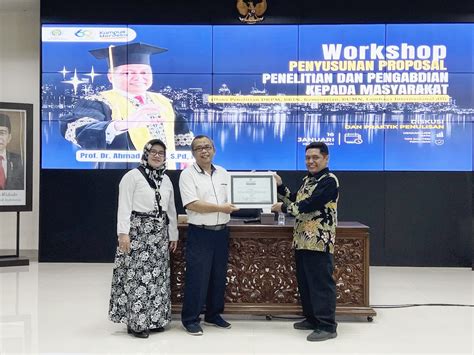 Pendidikan Dasar SPs UM Gelar Workshop Penyusunan Proposal Penelitian