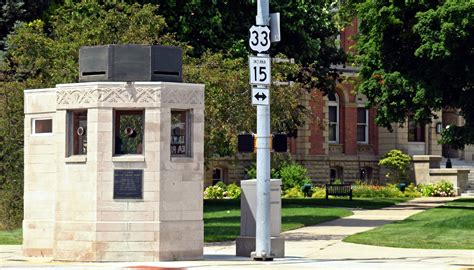 Crime Stopper: Goshen's Tiny Police Booth - Indiana Landmarks