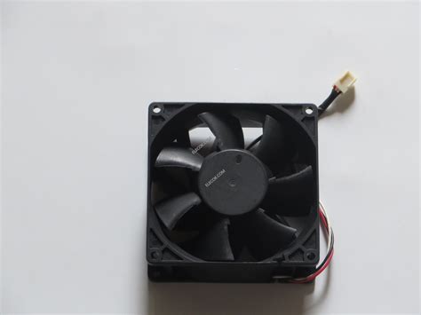 SUNON PMD1209PMB3 A 12V 5 6W 3wires Cooling Fan