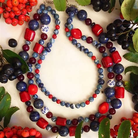 Гранатовые бусы - 72 фото