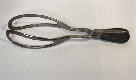 Simpson's Short Straight Obstetric Forceps; 1860s; 1990.106 | eHive